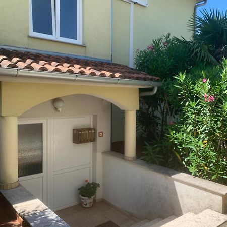 Dachgeschoss-Apartment "Andemi" In Istrien Novigrad Istria Kültér fotó