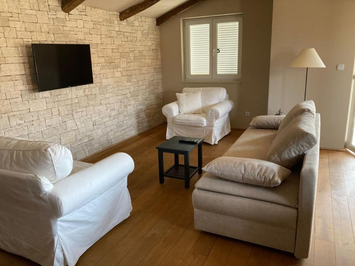 Dachgeschoss-Apartment "Andemi" In Istrien Novigrad Istria Kültér fotó