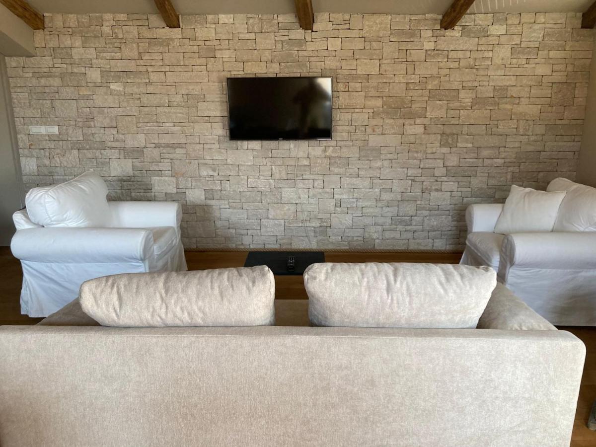 Dachgeschoss-Apartment "Andemi" In Istrien Novigrad Istria Kültér fotó
