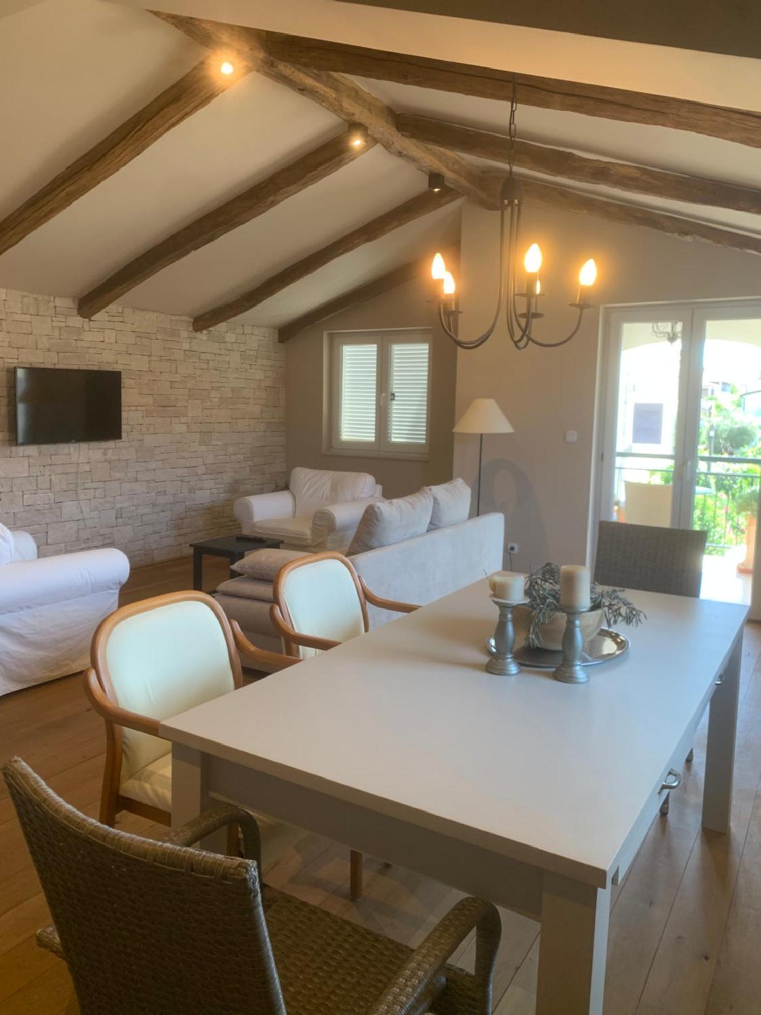 Dachgeschoss-Apartment "Andemi" In Istrien Novigrad Istria Kültér fotó